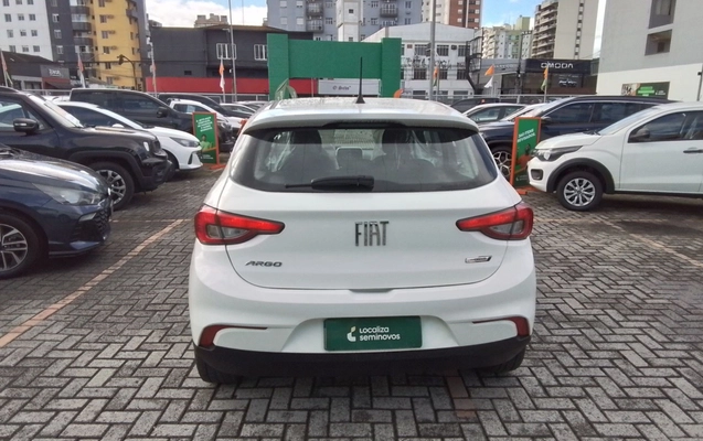 imagem-https://www.socarrao.com.br/sc-vehicle-images-prod/4341063/1791870846562-1_061830.jpg