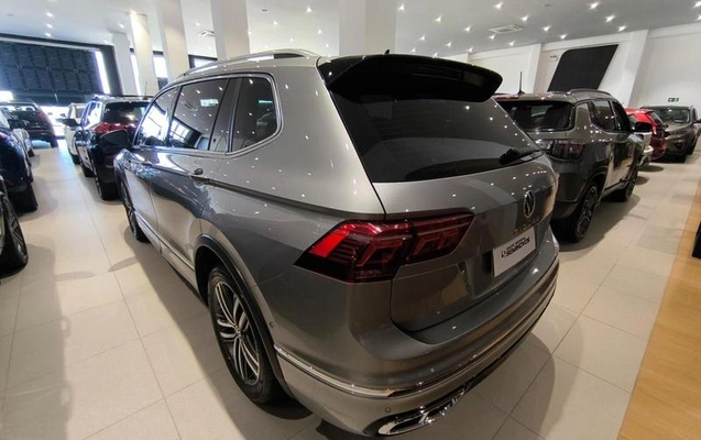 imagem-https://www.socarrao.com.br/sc-vehicle-images-prod/4341450/1792525052155-8563943_12_B_36c527c0cf.jpeg