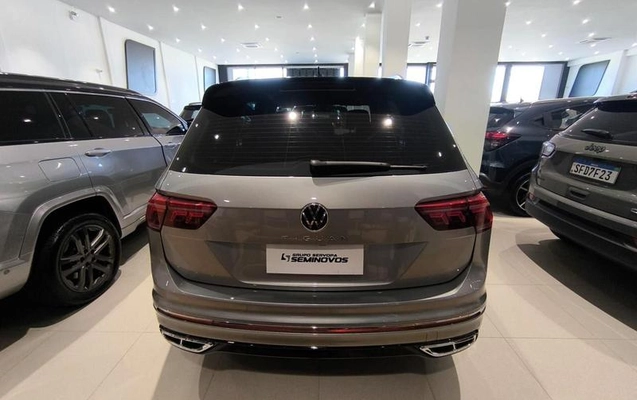 imagem-https://www.socarrao.com.br/sc-vehicle-images-prod/4341450/1792525052157-8563943_12_B_cfacc01d6d.jpeg