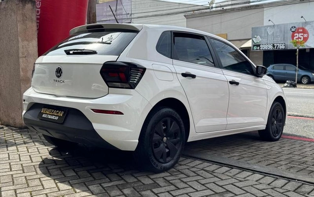 imagem-https://www.socarrao.com.br/sc-vehicle-images-prod/4341462/1791896605760-8559786_18_B_2320c93e5d.jpeg