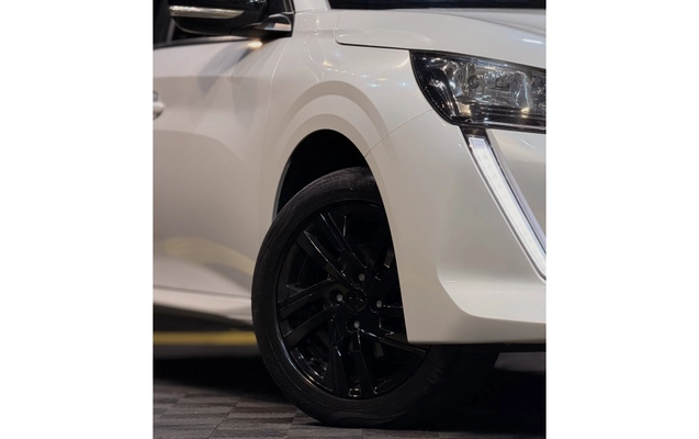 imagem-https://www.socarrao.com.br/sc-vehicle-images-prod/4341464/1791891754997-1_083056.jpg