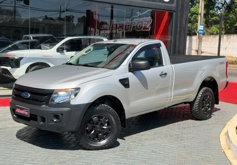 Ford Ranger 2015 Prata — foto 1 de 3
