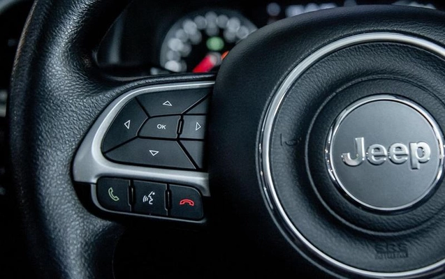 imagem-https://www.socarrao.com.br/sc-vehicle-images-prod/4341537/1792247829574-8563415_21_B_0daac9f0b0.jpeg