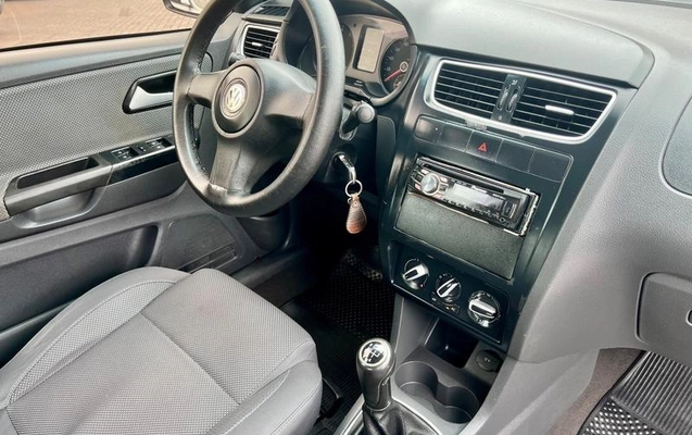 imagem-https://www.socarrao.com.br/sc-vehicle-images-prod/4341647/1791894993793-8420713_17_B_e24644b18d.jpeg