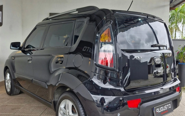 imagem-https://www.socarrao.com.br/sc-vehicle-images-prod/4341692/1791895470092-fc08ef61e3094d56aa4d5557d1cf7487_1790704295399.jpg
