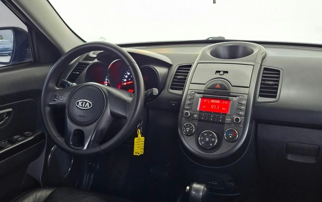imagem-https://www.socarrao.com.br/sc-vehicle-images-prod/4341692/1791895470101-a7e07fdb44e84531bc7170f6b0393d01_1790704295437.jpg