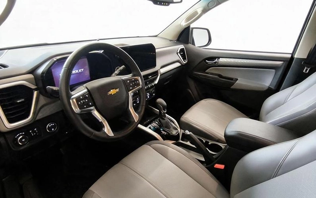 imagem-https://www.socarrao.com.br/sc-vehicle-images-prod/4341746/1792613037415-8560017_0_B_b881263bf0.jpeg
