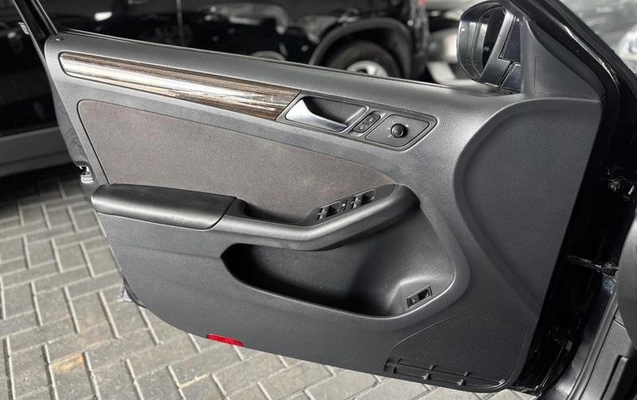 imagem-https://www.socarrao.com.br/sc-vehicle-images-prod/4341910/1792612724055-8562563_0_B_9c8a6a2892.jpeg