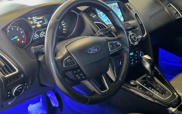imagem-https://www.socarrao.com.br/sc-vehicle-images-prod/4341991/1792715599057-cefc9fd8-08bd-4d7e-a368-0411da9e518d20261005144943.jpeg