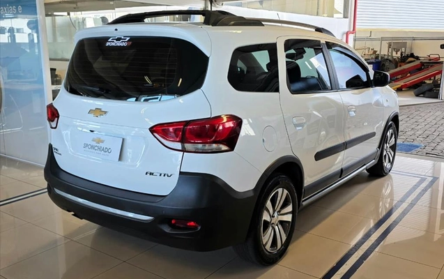 imagem-https://www.socarrao.com.br/sc-vehicle-images-prod/4341993/1791940219160-09a06d92-3f6d-40fe-9693-8589821257bc20261007160957.jpeg
