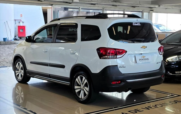 imagem-https://www.socarrao.com.br/sc-vehicle-images-prod/4341993/1791940219163-52a7c724-3e56-4366-8ecc-c79f6259c74920261007160957.jpeg