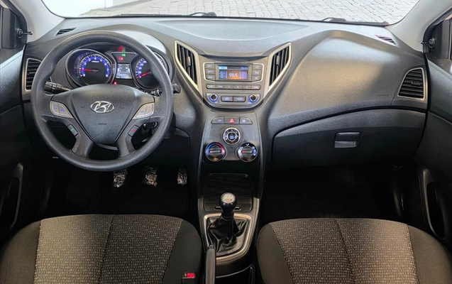 imagem-https://www.socarrao.com.br/sc-vehicle-images-prod/4341998/1792509236714-6cabc837-cb83-442e-9656-997427a001cd20261006130347.jpeg