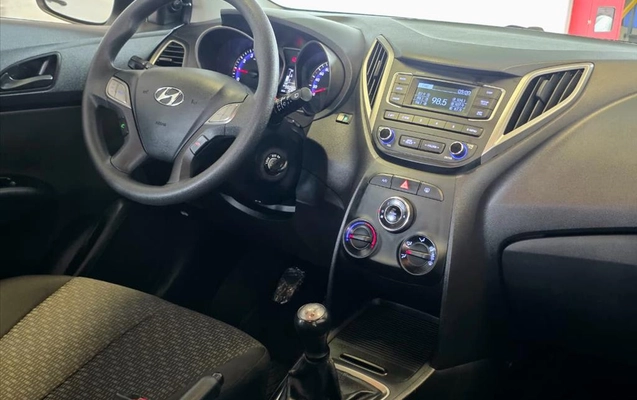 imagem-https://www.socarrao.com.br/sc-vehicle-images-prod/4341998/1792509236721-18eee2c4-77cc-48db-90b9-150c34c6cc6020261006130350.jpeg