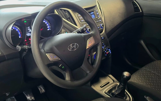 imagem-https://www.socarrao.com.br/sc-vehicle-images-prod/4341998/1792509236722-4ed70396-6445-4671-9c9f-217a3ea2a34a20261006130350.jpeg