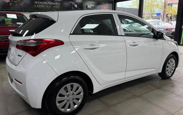 imagem-https://www.socarrao.com.br/sc-vehicle-images-prod/4342057/1791921034119-8503729_5_B_c059fa431c.jpeg