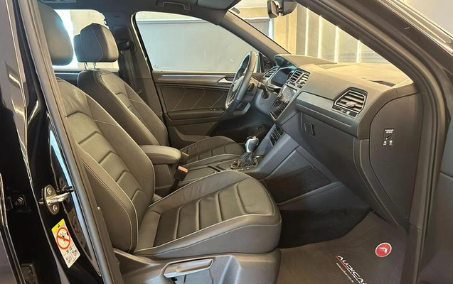 imagem-https://www.socarrao.com.br/sc-vehicle-images-prod/4342138/1792248177899-8549324_16_B_6191536b7e.jpeg