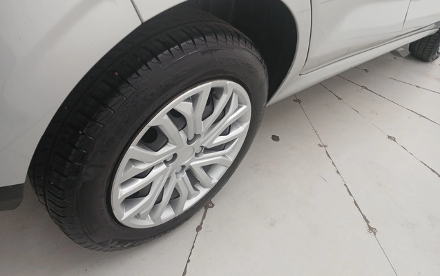 imagem-https://www.socarrao.com.br/sc-vehicle-images-prod/4342260/1791899144477-1_104541.jpg