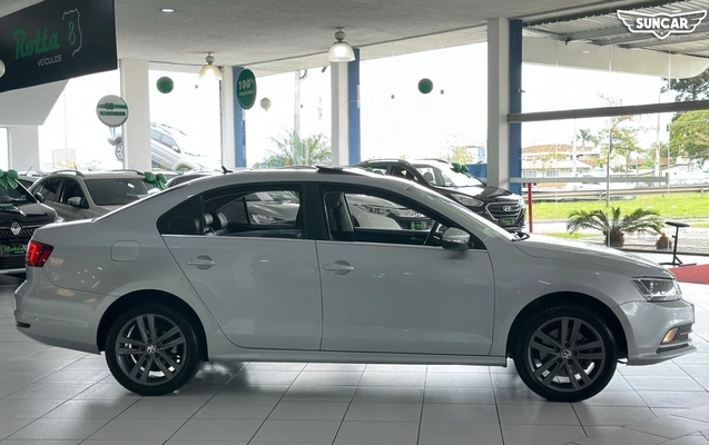 imagem-https://www.socarrao.com.br/sc-vehicle-images-prod/4342262/1791899152985-25_104454selo.jpg