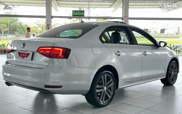 imagem-https://www.socarrao.com.br/sc-vehicle-images-prod/4342262/1791899152995-13_104454selo.jpg