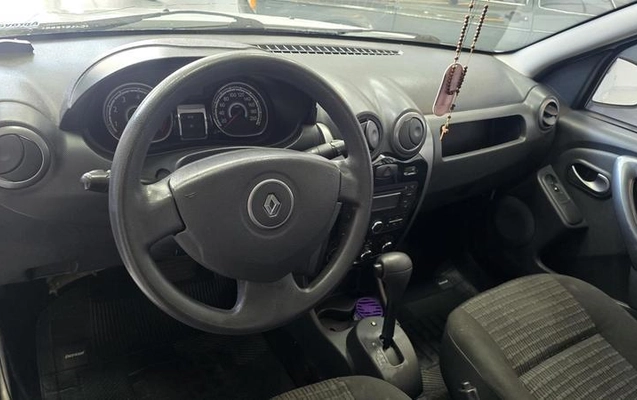 imagem-https://www.socarrao.com.br/sc-vehicle-images-prod/4342292/1791900770435-7930461_7_B_4c535d6547.jpeg