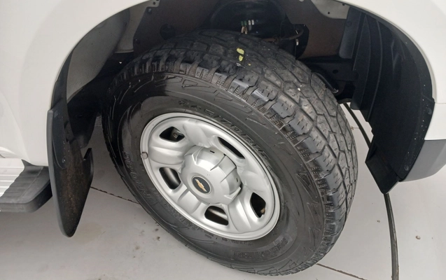 imagem-https://www.socarrao.com.br/sc-vehicle-images-prod/4342475/1791900690642-2_014904.jpg