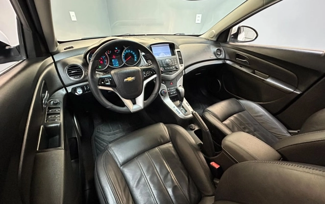 imagem-https://www.socarrao.com.br/sc-vehicle-images-prod/4342488/1791900917238-1_111506.jpg