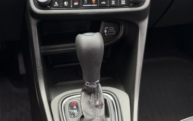 imagem-https://www.socarrao.com.br/sc-vehicle-images-prod/4342499/1791901046823-003_03a6e502c3072e02a35f90adc6e21178.jpg