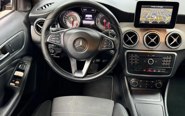 imagem-https://www.socarrao.com.br/sc-vehicle-images-prod/4342510/1791910795921-8248456_10_B_77303fb47d.jpeg