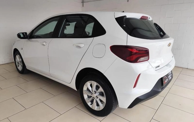imagem-https://www.socarrao.com.br/sc-vehicle-images-prod/4342566/1791901431734-48ec8ed87fe34550b8d179150ed709df_1791901365598.jpg
