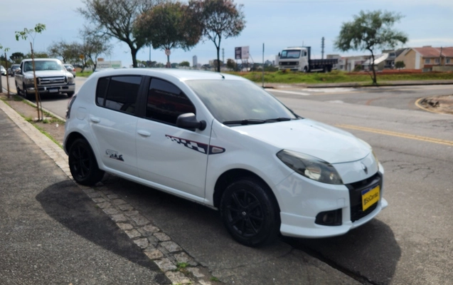 imagem-https://www.socarrao.com.br/sc-vehicle-images-prod/4342569/1791901440594-MjAyNjEwMTNfMDkxMTQzLmpwZw.jpg