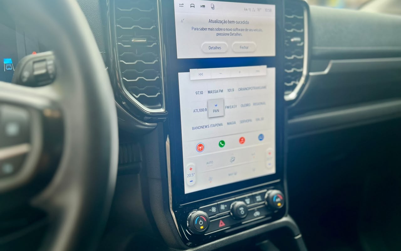 imagem-https://www.socarrao.com.br/sc-vehicle-images-prod/4342574/1791901479611-NGFmYjUyNzAtOGZmOS00NmE5LTk2NDYtOTlmYzNkMTU4MjU2LmpwZw.jpg