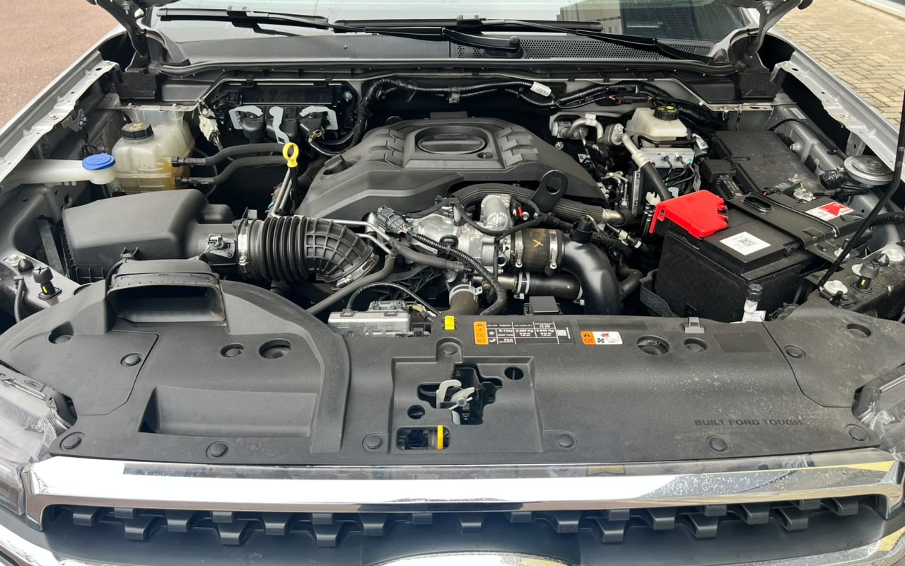 imagem-https://www.socarrao.com.br/sc-vehicle-images-prod/4342574/1791901479708-ZWMyNDQ3OTQtNmU5NC00NDFjLTkxODEtZTNkZWViMTY1YjEwLmpwZw.jpg