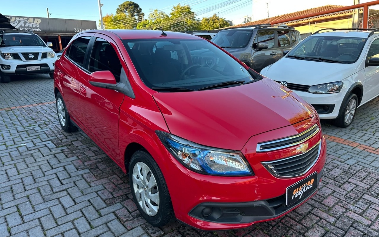 imagem-https://www.socarrao.com.br/sc-vehicle-images-prod/4342600/1791901881013-V2hhdHNBcHAgSW1hZ2UgMjAyNi0xMC0xMSBhdCAwOC40NC4zNSAoMykuanBlZw.jpeg