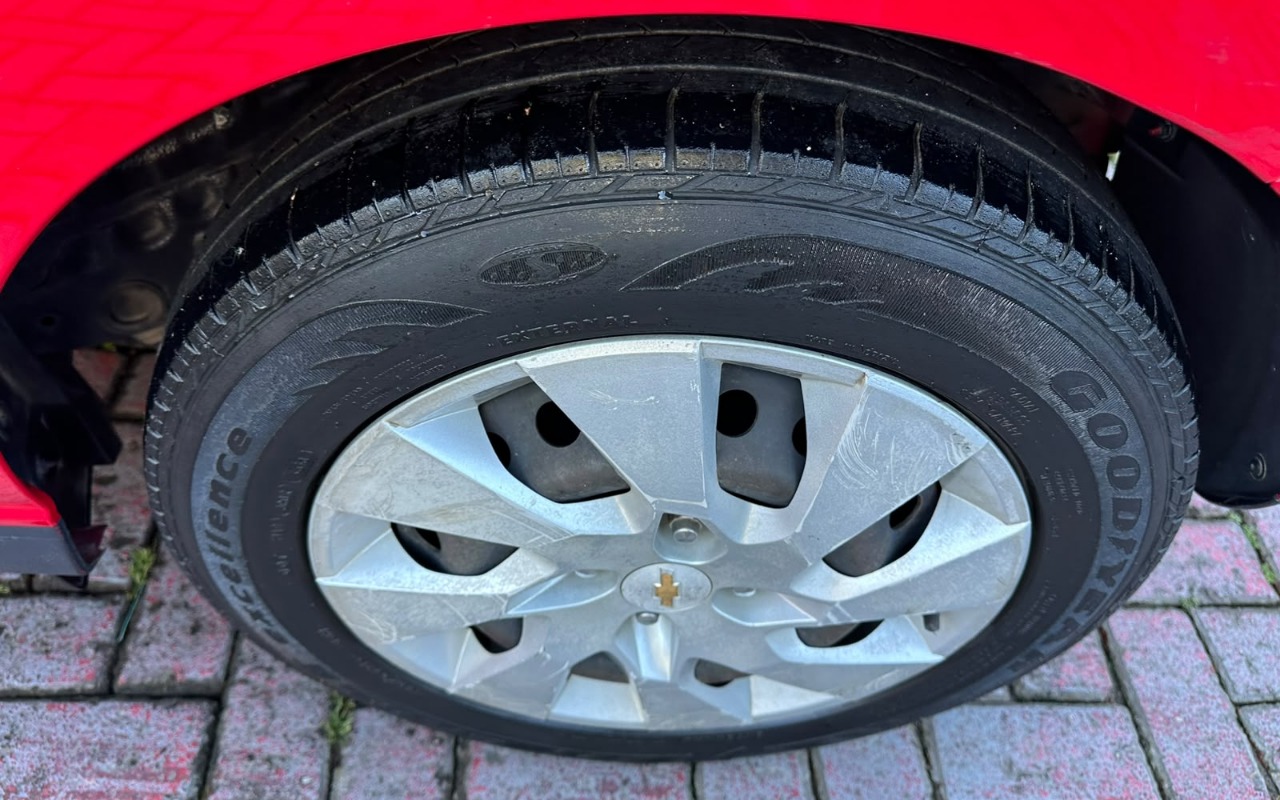 imagem-https://www.socarrao.com.br/sc-vehicle-images-prod/4342600/1791901881159-V2hhdHNBcHAgSW1hZ2UgMjAyNi0xMC0xMSBhdCAwOC40NC4zNiAoMSkuanBlZw.jpeg