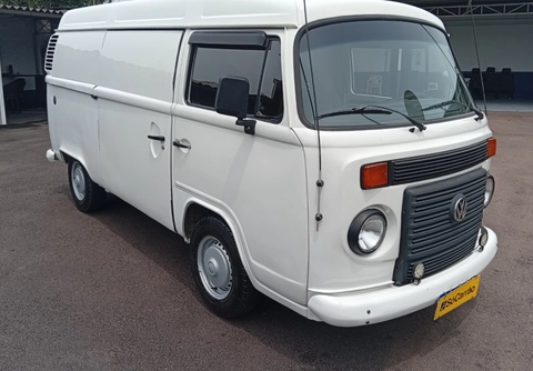 Volkswagen Kombi 2012 Branco — foto 1 de 3
