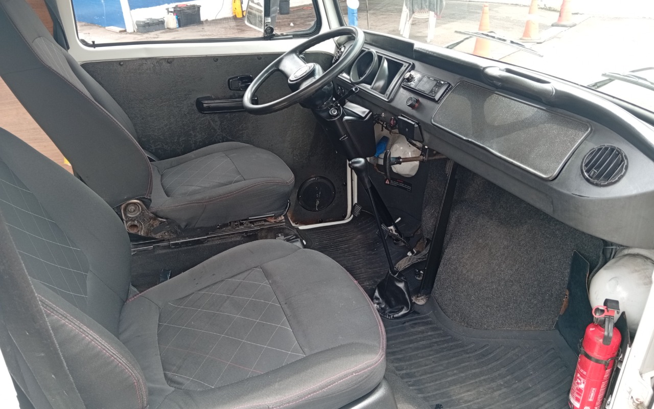 imagem-https://www.socarrao.com.br/sc-vehicle-images-prod/4342616/1791901962419-MTc5MTkwMTg2MTY3NDE5MzQxNjE2MTE0MjU0ODI2NzIuanBn.jpg