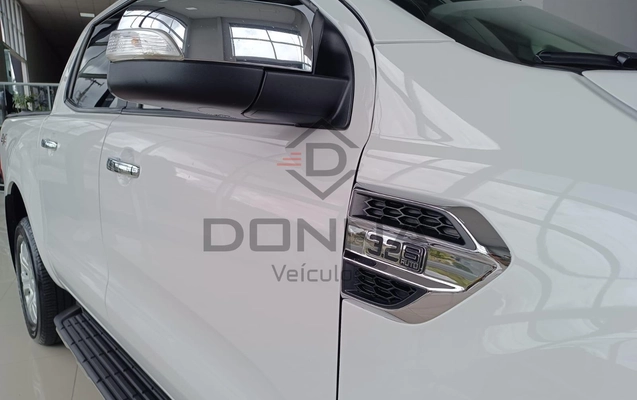 imagem-https://www.socarrao.com.br/sc-vehicle-images-prod/4342658/1791902151490-da354c88085a4025ba1f2461c593c85f_1791899752397.jpg