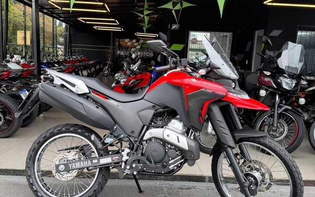 imagem-https://www.socarrao.com.br/sc-vehicle-images-prod/4342748/1791902370876-ODQyMzI4ODY1XzE4MTI3NjUyNDA3ODQyMjQ4Xzg4MzIwMjcxNjMxNzAzNTQwMDBfbi5qcGc.jpg