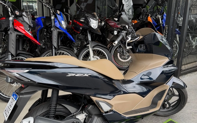 imagem-https://www.socarrao.com.br/sc-vehicle-images-prod/4342849/1791902616545-ODQ0OTE3Nzg4XzE4MTI3NjUyOTgzODQyMjQ4XzI1MjYxOTk2MjQ1NDAzNzUzNjJfbi5qcGc.jpg