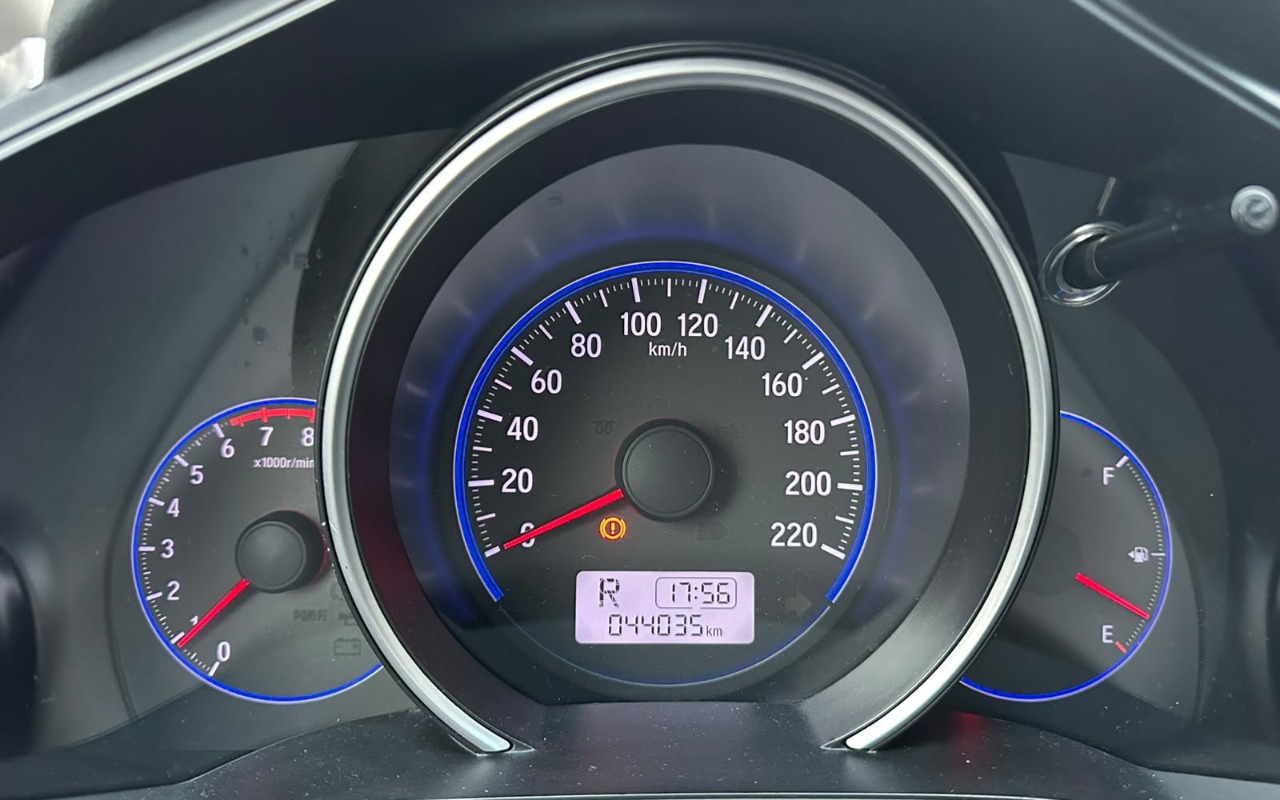 imagem-https://www.socarrao.com.br/sc-vehicle-images-prod/4342856/1791902643552-V2hhdHNBcHAgSW1hZ2UgMjAyNi0xMC0wMSBhdCAxNy41OC40OSAoMykuanBlZw.jpeg