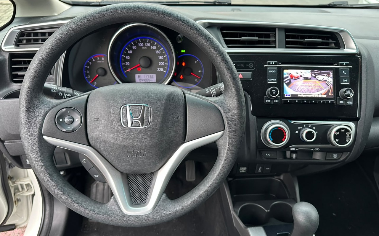 imagem-https://www.socarrao.com.br/sc-vehicle-images-prod/4342856/1791902643678-V2hhdHNBcHAgSW1hZ2UgMjAyNi0xMC0wMSBhdCAxNy41OC40OSAoNCkuanBlZw.jpeg