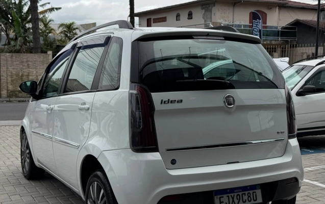 imagem-https://www.socarrao.com.br/sc-vehicle-images-prod/4342884/1791902688196-V2hhdHNBcHAgSW1hZ2UgMjAyNi0xMC0xMyBhdCAxMS4yNC4zNyAoMikuanBlZw.jpeg