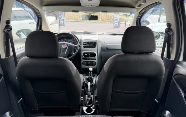 imagem-https://www.socarrao.com.br/sc-vehicle-images-prod/4342884/1791902688853-V2hhdHNBcHAgSW1hZ2UgMjAyNi0xMC0xMyBhdCAxMS4yNC4zOCAoMikuanBlZw.jpeg