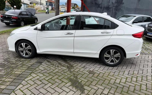 imagem-https://www.socarrao.com.br/sc-vehicle-images-prod/4342888/1791983339222-8565118_7_B_b278717709.jpeg