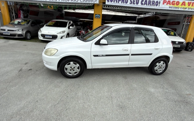 imagem-https://www.socarrao.com.br/sc-vehicle-images-prod/4343032/1791903035907-7e93aeba-e3d8-4465-974c-d0656ee4f2b1.jpg