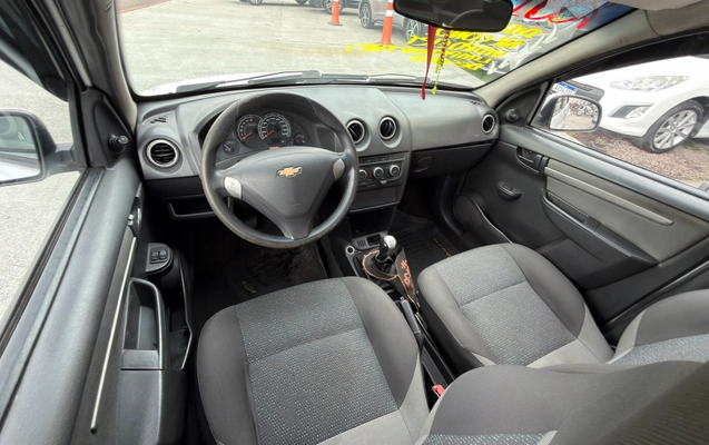 imagem-https://www.socarrao.com.br/sc-vehicle-images-prod/4343032/1791903035914-54dea208-1d72-48c8-8a50-b18324c3473a.jpg