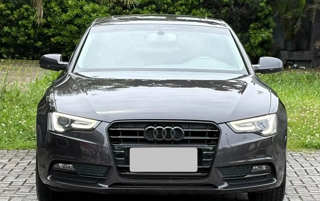 imagem-https://www.socarrao.com.br/sc-vehicle-images-prod/4343052/1791908722638-OWViODE2YzQtMjk1Zi00NGJmLTkyMzgtOGZmMGY0ZWFhOWY0LmpwZw.jpg