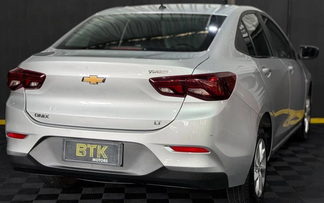 imagem-https://www.socarrao.com.br/sc-vehicle-images-prod/4343319/1791903702621-8565149_0_B_db6b2b5518.jpeg