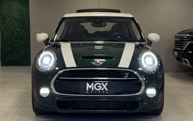 imagem-https://www.socarrao.com.br/sc-vehicle-images-prod/4343331/1791903801158-gb-de90323.heic