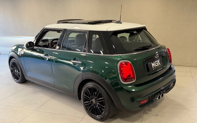 imagem-https://www.socarrao.com.br/sc-vehicle-images-prod/4343331/1791903801169-gb-5b20d51.heic
